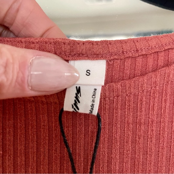 Long Sleeve Ruffle Knit Ruched Dress - Picture 6 of 13